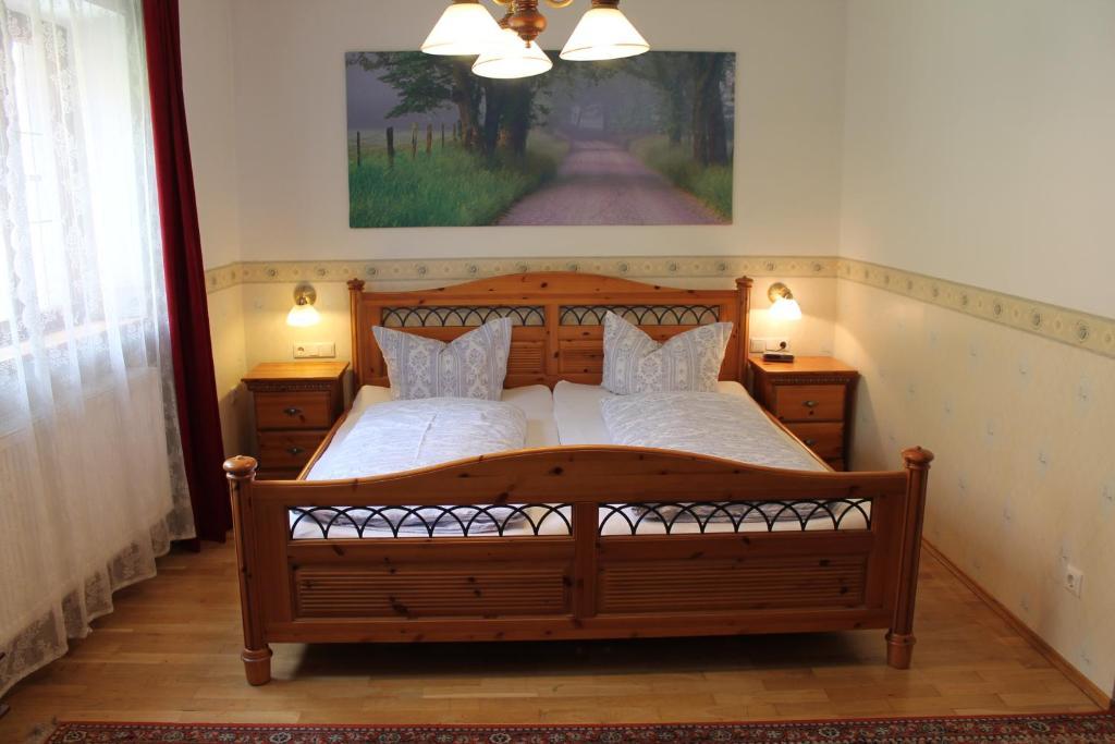 Kreuzerhof Hotel Garni Rothenburg ob der Tauber Pokoj fotografie